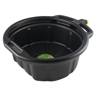 Recipiente plástico redondo negro com pegas e rótulo verde no interior.