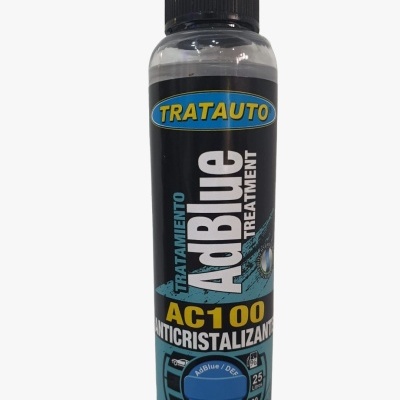 Frasco de tratamento AdBlue anticristalizante TRATAUTO com tampa preta