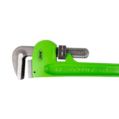 Chave inglesa verde com cabeça metálica prateada