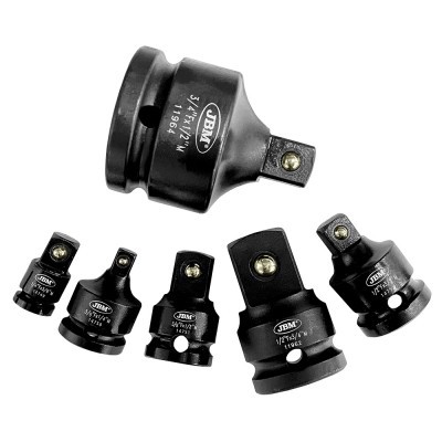 Conjunto de adaptadores para soquetes JBM em preto de vários tamanhos.