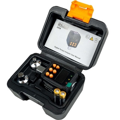 Estojo preto com adaptador digital de torque, manual, adaptadores e pilhas