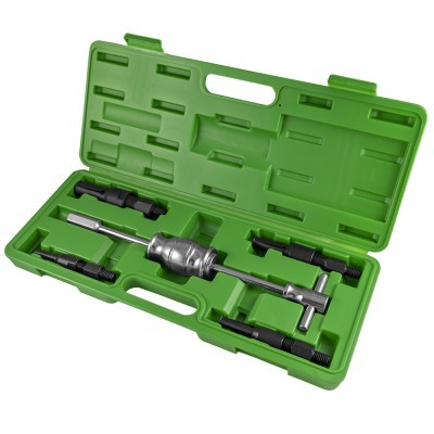 Conjunto de ferramentas em caixa verde