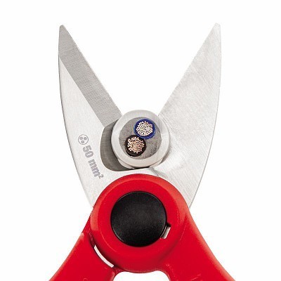 Tesoura de corte a cortar cabo elétrico com fios de cobre com lâminas metálicas e cabo vermelho