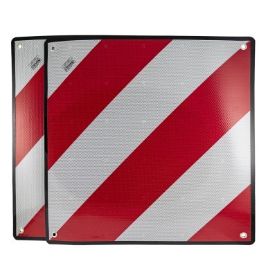 Placas refletoras quadradas com riscas vermelhas e brancas em padrão diagonal e bordos pretos