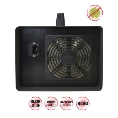 Purificador de ar preto com ventilador e tomada elétrica, ícones indicam proteção contra odores, vírus, bactérias e HCHO