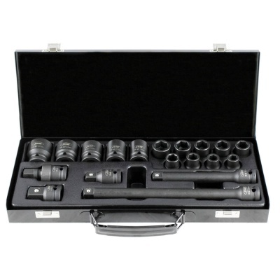 Conjunto de ferramentas em caixa preta com soquetes e extensões