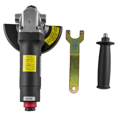 rebarbadora preta com proteção metálica, chave de aperto metálica e pega preta destacável