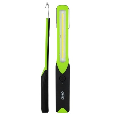 Lanterna portátil verde e preta com botão circular e gancho metálico