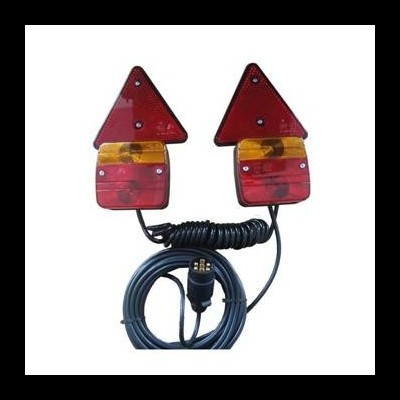 Conjunto de luzes traseiras para reboque com lentes vermelhas triangulares e fio preto