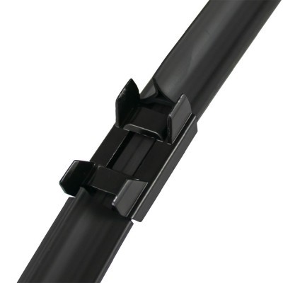 Limpa para-brisas preto com clip de fixação em fundo branco