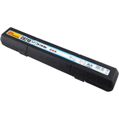 Estojo preto rígido com etiqueta branca e azul Radiator C8210 V17 28-210 Nm