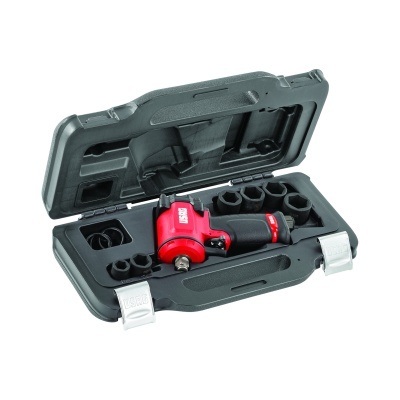 Conjunto de ferramenta com chave de impacto pneumática vermelha e bocas de encaixe em estojo preto
