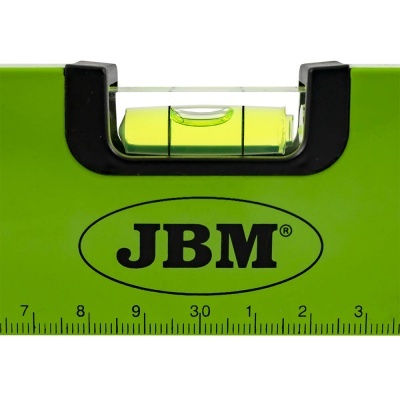 nível de bolha verde com marca JBM e escala métrica
