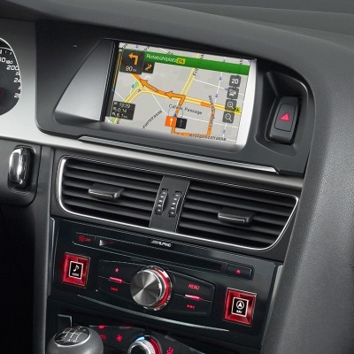 Painel de carro com GPS e consola central