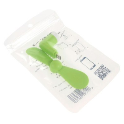 Ventoinha portátil USB verde em embalagem plástica transparente