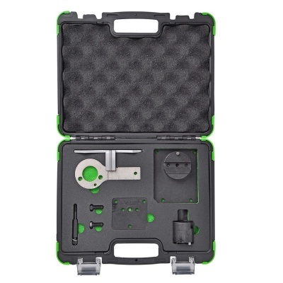 Estojo preto com ferramentas metálicas e de plástico em interior espumado cinzento e verde