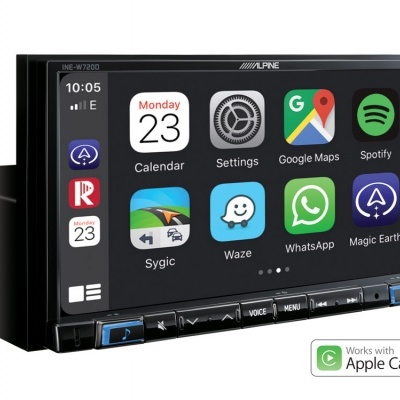 Rádio de carro Alpine com ecrã tátil a cores e ícones de aplicações visíveis