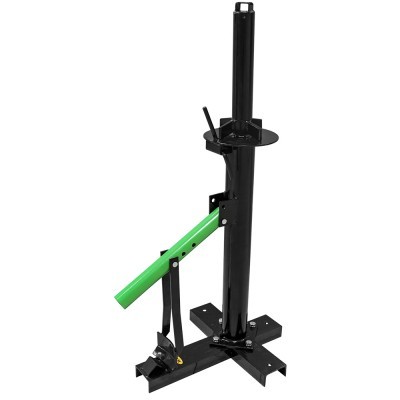 Moinho de lenha manual preto com alavanca verde e base cruzada