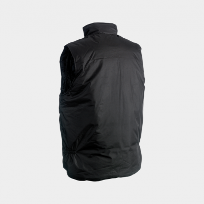 Colete preto sem mangas em fundo branco