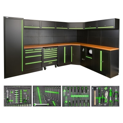 Conjunto de móveis e ferramentas para oficina em preto e verde com bancada de madeira