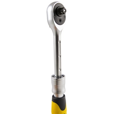 Ferramenta de trinquete metálica com punho amarelo e preto