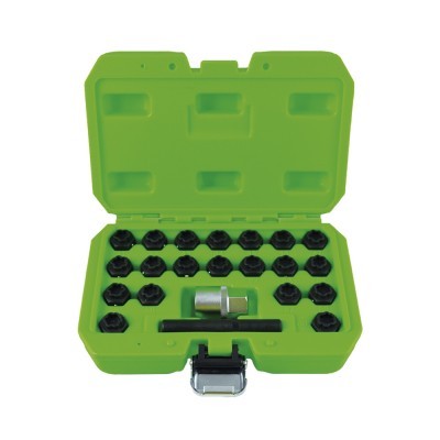 Conjunto de soquetes pretos com estojo verde e chave