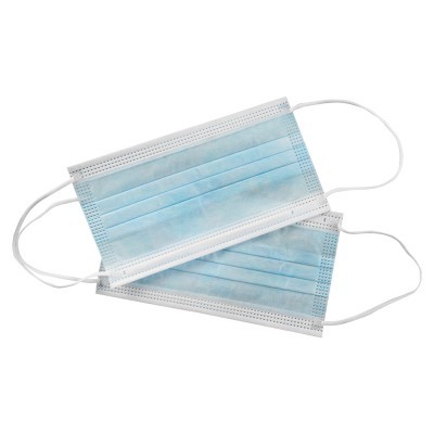 Máscaras cirúrgicas azuis com elásticos em fundo branco