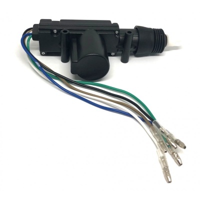 Componente electrónico com fios e terminais