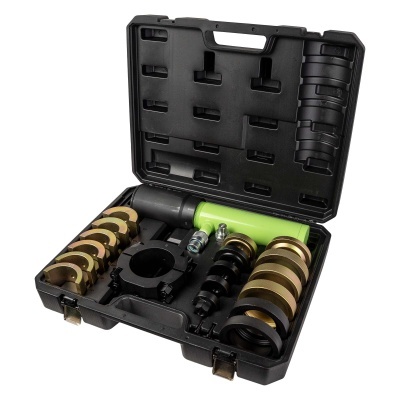 Conjunto de ferramentas hidráulicas em estojo preto aberto