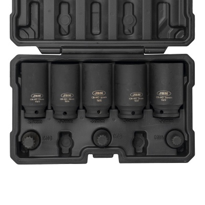 Conjunto de soquetes de impacto pretos em caixa plástica preta aberta