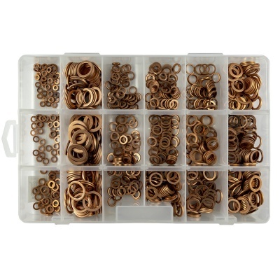 Caixa organizadora com anilhas de cobre de diferentes tamanhos e tipos