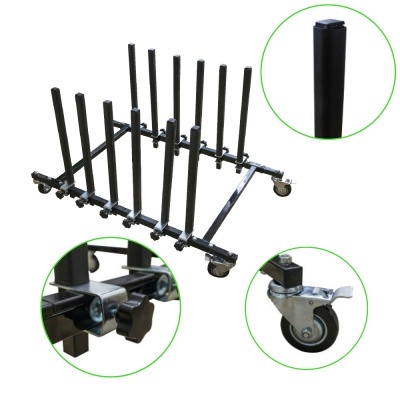 Carrinho de armazenamento metálico preto com rodas e suportes verticais