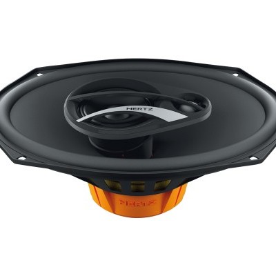 Coluna de som oval preta com detalhes cinza e estrutura laranja