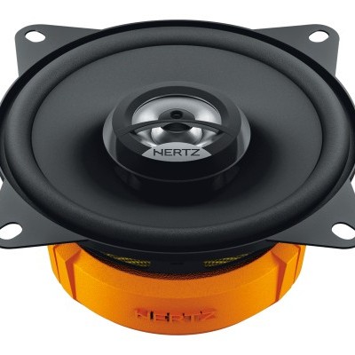 Coluna de som automóvel preta com base laranja da marca HERTZ