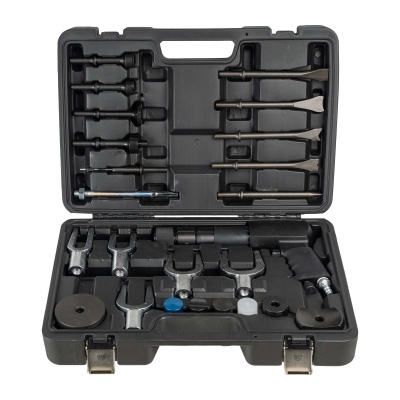 Conjunto de ferramentas metálicas em estojo preto