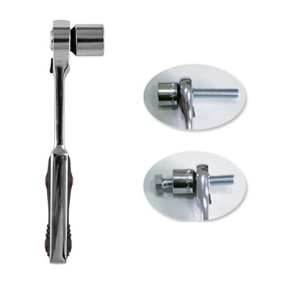 Chave de catraca metálica com cabo preto e detalhes vermelhos