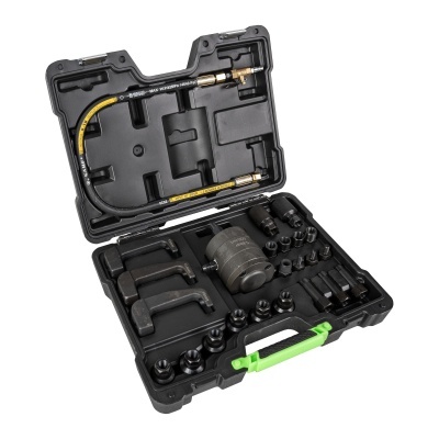 Conjunto de ferramentas automóvel em mala preta com fecho verde