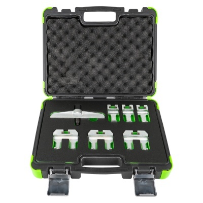 Conjunto de ferramentas metálicas em estojo rígido preto com cantos verdes