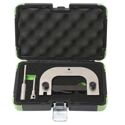 Conjunto de ferramentas metálicas em caixa preta e verde com espuma interna