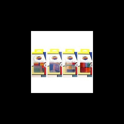 Quatro pacotes de blocos de encaixe coloridos em embalagens com etiquetas amarelas e azuis