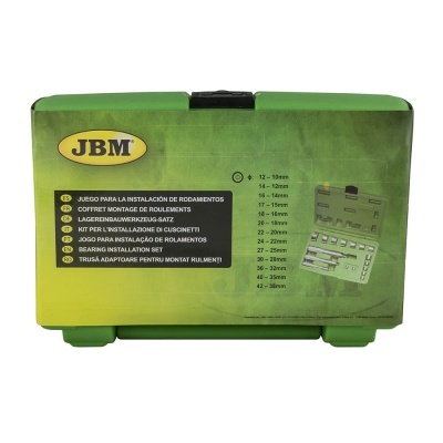 Caixa plástica verde com etiqueta da marca JBM e descrição do kit para instalação de rolamentos