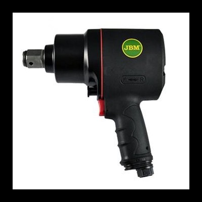 Ferramenta pneumática preta com detalhes vermelhos e marca JBM
