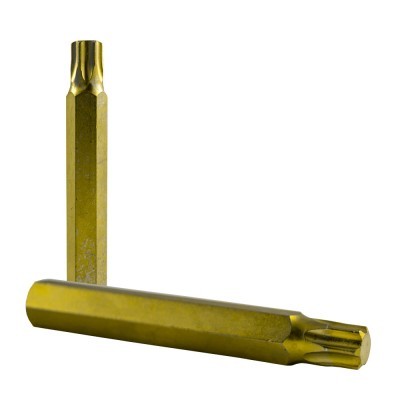 Duas pontas de chave Torx douradas de metal sobre fundo branco