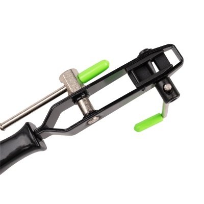 Alicate de corte para cabeçotes de pesca preto com alavancas verdes