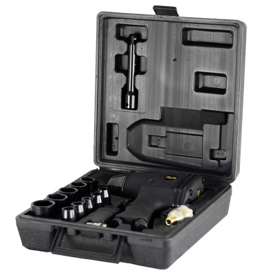 Conjunto de ferramentas pneumáticas em mala preta com pistola de impacto e acessórios metalizados