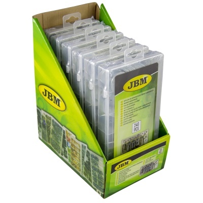 Caixas transparentes organizadoras com divisórias expostas em expositor verde e amarelo da marca JBM.