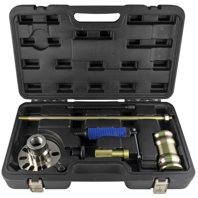 Conjunto de ferramentas automotivas em estojo preto com diferentes ferramentas metálicas e pega azul