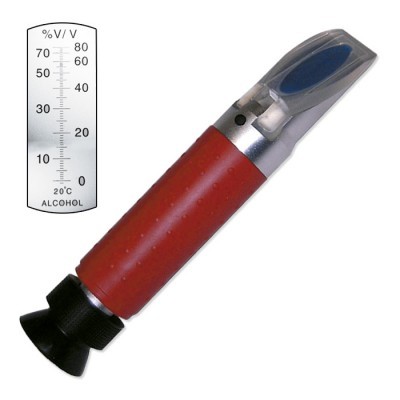 Refratómetro portátil para medir álcool com corpo vermelho e visor transparente