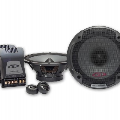 Conjunto de colunas auto Alpine com grelha preta e acessórios