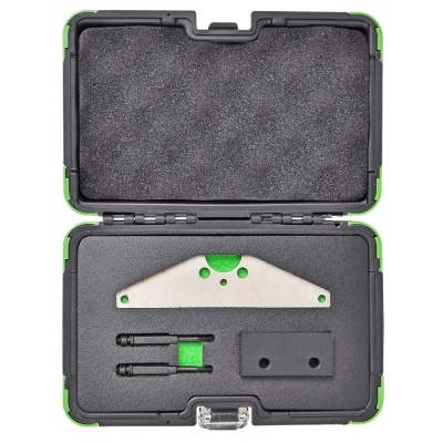 Estojo preto com ferramentas metálicas e plásticas em espuma cinza